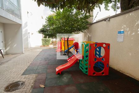 Apartamento à venda com 75m², 3 quartos e 1 vaga Apartamento à venda com 75m², 3 quartos e 1 vagaÁrea comum - Playground
