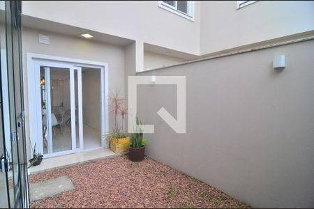 Casa à venda com 138m², 3 quartos e 2 vagasPátio