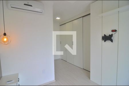 Casa à venda com 138m², 3 quartos e 2 vagasSuíte