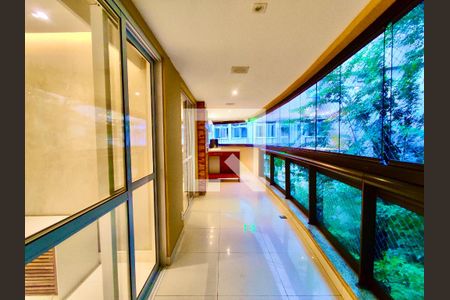 Varanda  de apartamento para alugar com 2 quartos, 104m² em Lagoa, Rio de Janeiro