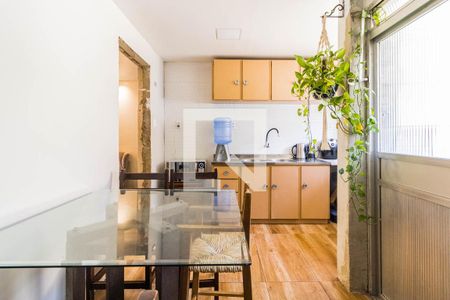 Apartamento à venda com 80m², 3 quartos e sem vaga Apartamento à venda com 80m², 3 quartos e sem vagaCozinha