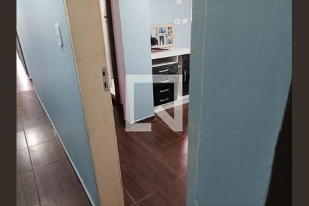 Casa à venda com 190m², 4 quartos e 2 vagas Casa à venda com 190m², 4 quartos e 2 vagasquarto 02