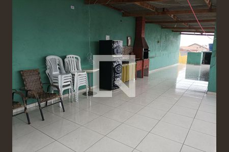 Casa à venda com 190m², 4 quartos e 2 vagas Casa à venda com 190m², 4 quartos e 2 vagasTerraço