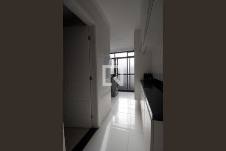 Apartamento à venda com 394m², 5 quartos e 4 vagas Apartamento à venda com 394m², 5 quartos e 4 vagasCozinha e Área de Serviço