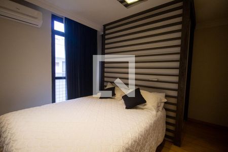 Apartamento à venda com 394m², 5 quartos e 4 vagas Apartamento à venda com 394m², 5 quartos e 4 vagasSuíte 2