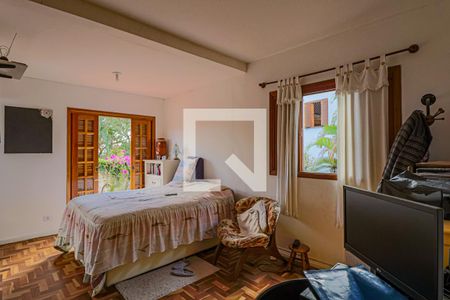 Suite de casa à venda com 4 quartos, 500m² em Vila Pirajussara, São Paulo