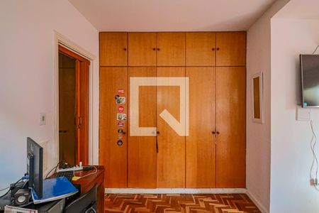 Suite de casa à venda com 4 quartos, 500m² em Vila Pirajussara, São Paulo