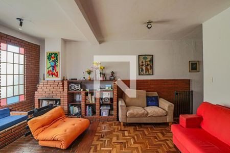 Sala de casa à venda com 4 quartos, 500m² em Vila Pirajussara, São Paulo