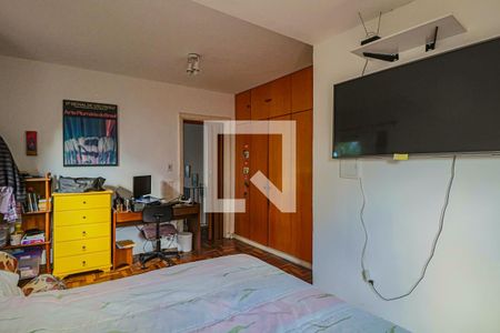 Suite de casa à venda com 4 quartos, 500m² em Vila Pirajussara, São Paulo