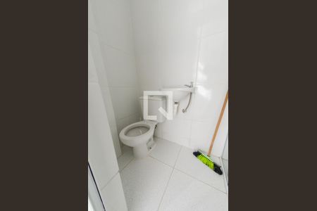 Apartamento à venda com 96m², 3 quartos e 2 vagas Apartamento à venda com 96m², 3 quartos e 2 vagasBanheiro de serviço