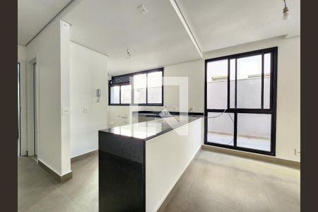 Cozinha de apartamento à venda com 2 quartos, 184m² em Serra, Belo Horizonte