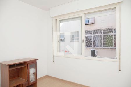 Quarto 2 de apartamento para alugar com 2 quartos, 70m² em Partenon, Porto Alegre