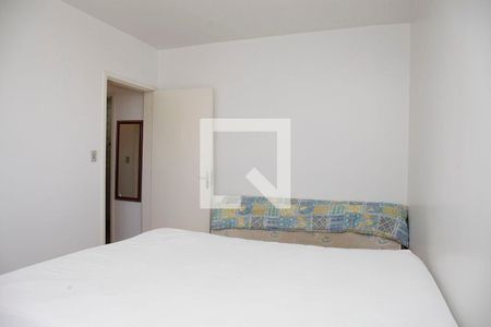 Quarto 1 de apartamento para alugar com 2 quartos, 70m² em Partenon, Porto Alegre