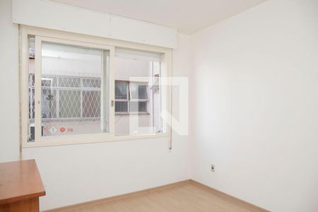 Quarto 2 de apartamento para alugar com 2 quartos, 70m² em Partenon, Porto Alegre