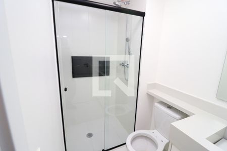 Apartamento à venda com 64m², 2 quartos e 2 vagas Apartamento à venda com 64m², 2 quartos e 2 vagasBanheiro da Suíte