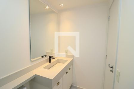 Apartamento à venda com 64m², 2 quartos e 2 vagas Apartamento à venda com 64m², 2 quartos e 2 vagasBanheiro da Suíte