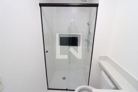 Apartamento à venda com 64m², 2 quartos e 2 vagas Apartamento à venda com 64m², 2 quartos e 2 vagasBanheiro da Suíte