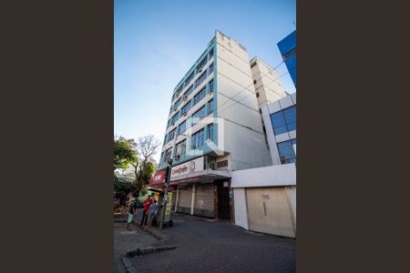 Apartamento à venda com 80m², 2 quartos e sem vaga Apartamento à venda com 80m², 2 quartos e sem vagaFachada do Prédio