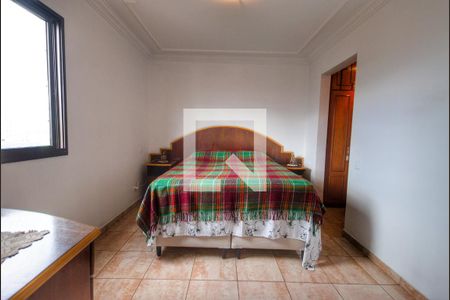 Apartamento para alugar com 135m², 4 quartos e 3 vagas Apartamento para alugar com 135m², 4 quartos e 3 vagasQuarto 4