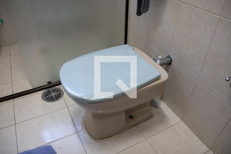 Casa à venda com 200m², 5 quartos e 2 vagasBanheiro 2