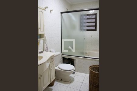 Casa à venda com 200m², 5 quartos e 2 vagasBanheiro do Quarto 2