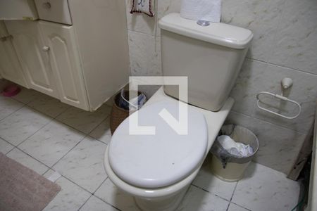 Casa à venda com 200m², 5 quartos e 2 vagasBanheiro do Quarto 2