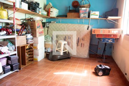 Casa à venda com 200m², 5 quartos e 2 vagasQuarto de Serviço