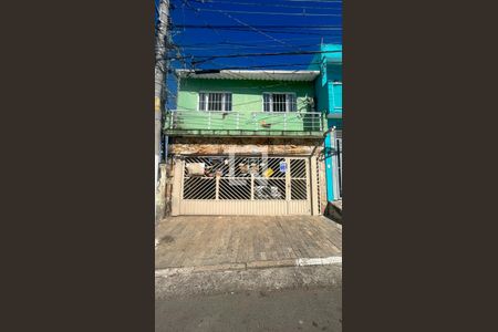 Casa à venda com 200m², 5 quartos e 2 vagasFachada