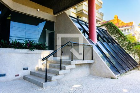 Apartamento à venda com 256m², 4 quartos e 4 vagas Apartamento à venda com 256m², 4 quartos e 4 vagasFachada