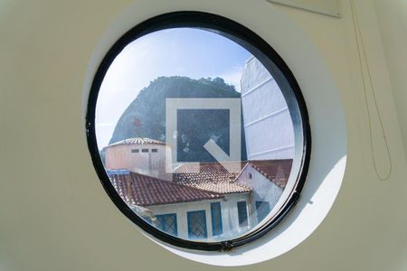 Apartamento à venda com 256m², 4 quartos e 4 vagas Apartamento à venda com 256m², 4 quartos e 4 vagasDetalhe