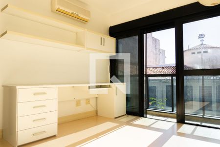 Apartamento à venda com 256m², 4 quartos e 4 vagas Apartamento à venda com 256m², 4 quartos e 4 vagasQuarto 3