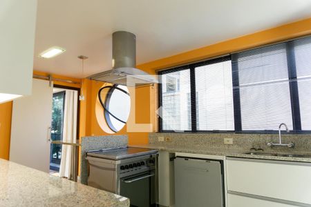 Apartamento à venda com 256m², 4 quartos e 4 vagas Apartamento à venda com 256m², 4 quartos e 4 vagasCozinha