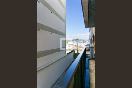 Apartamento à venda com 256m², 4 quartos e 4 vagas Apartamento à venda com 256m², 4 quartos e 4 vagasVaranda do quarto