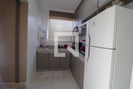 Apartamento para alugar com 65m², 2 quartos e 2 vagasCozinha
