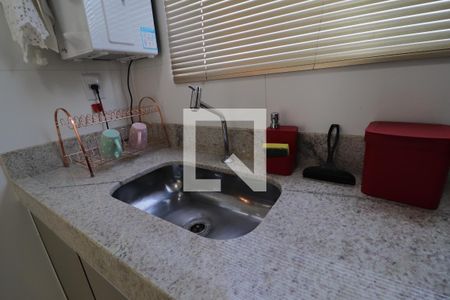 Apartamento para alugar com 65m², 2 quartos e 2 vagasCozinha