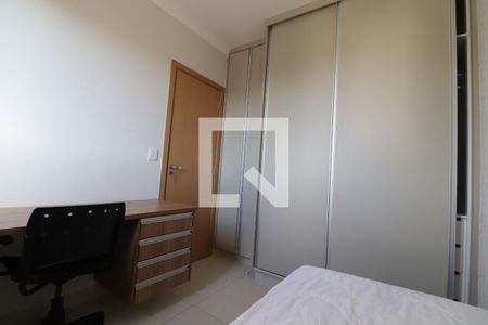 Apartamento para alugar com 65m², 2 quartos e 2 vagasQuarto