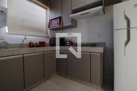 Apartamento para alugar com 65m², 2 quartos e 2 vagasCozinha