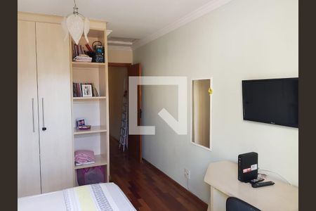 Casa à venda com 200m², 3 quartos e 3 vagas Casa à venda com 200m², 3 quartos e 3 vagasQuarto 3