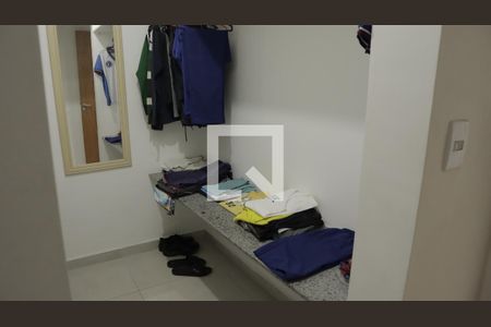 Casa para alugar com 35m², 6 quartos e sem vagaCloset suíte 1 (casa 01)