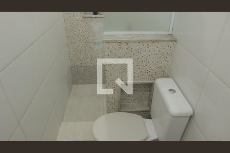 Casa para alugar com 35m², 6 quartos e sem vagaBanheiro Quarto 3 (casa 02)