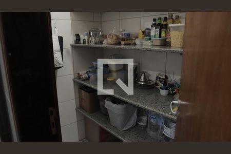 Casa para alugar com 35m², 6 quartos e sem vagaDespensa (casa 01)