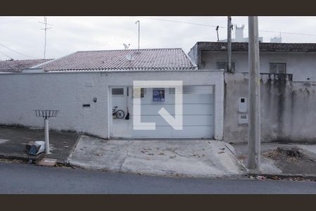 Casa para alugar com 35m², 6 quartos e sem vagaFachada