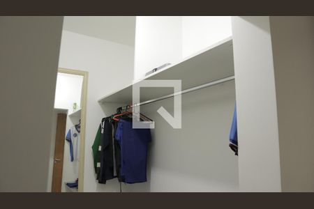 Casa para alugar com 35m², 6 quartos e sem vagaCloset suíte 1 (casa 01)