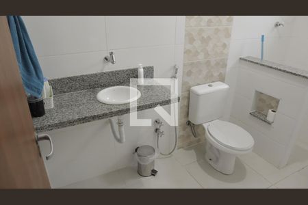 Casa para alugar com 35m², 6 quartos e sem vagaBanheiro suíte 1 (casa 01)
