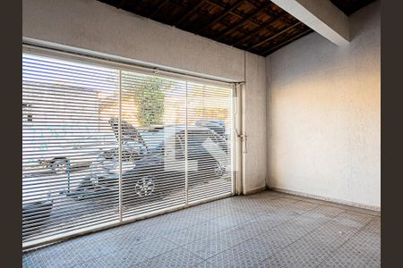 Casa à venda com 260m², 2 quartos e 2 vagasGaragem