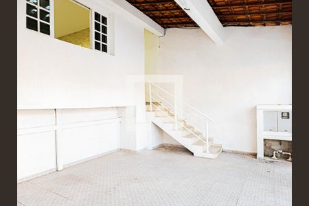 Casa à venda com 260m², 2 quartos e 2 vagasÁrea comum