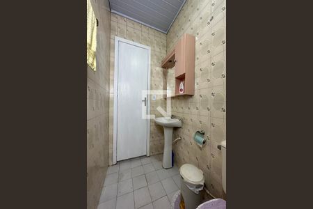 Casa à venda com 65m², 3 quartos e 2 vagasBanheiro