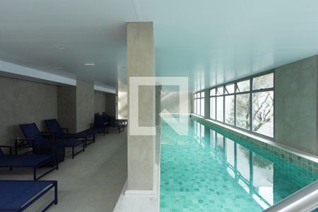 Studio à venda com 25m², 1 quarto e sem vagaÁrea comum - Piscina