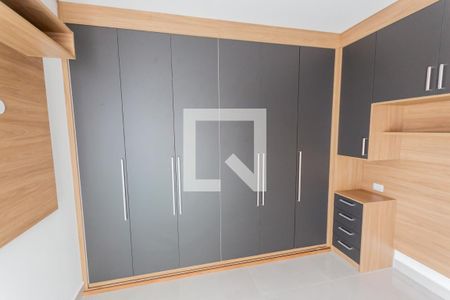 Apartamento à venda com 120m², 2 quartos e 2 vagasArmário