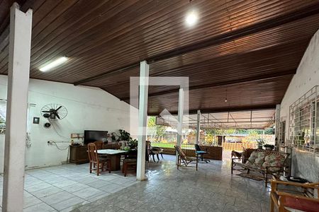 Casa à venda com 150m², 5 quartos e 2 vagasLavanderia 